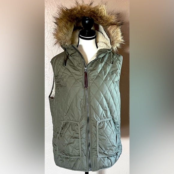 Pulse Jackets & Blazers - Pulse Wintersports Quilted Puffer Vest